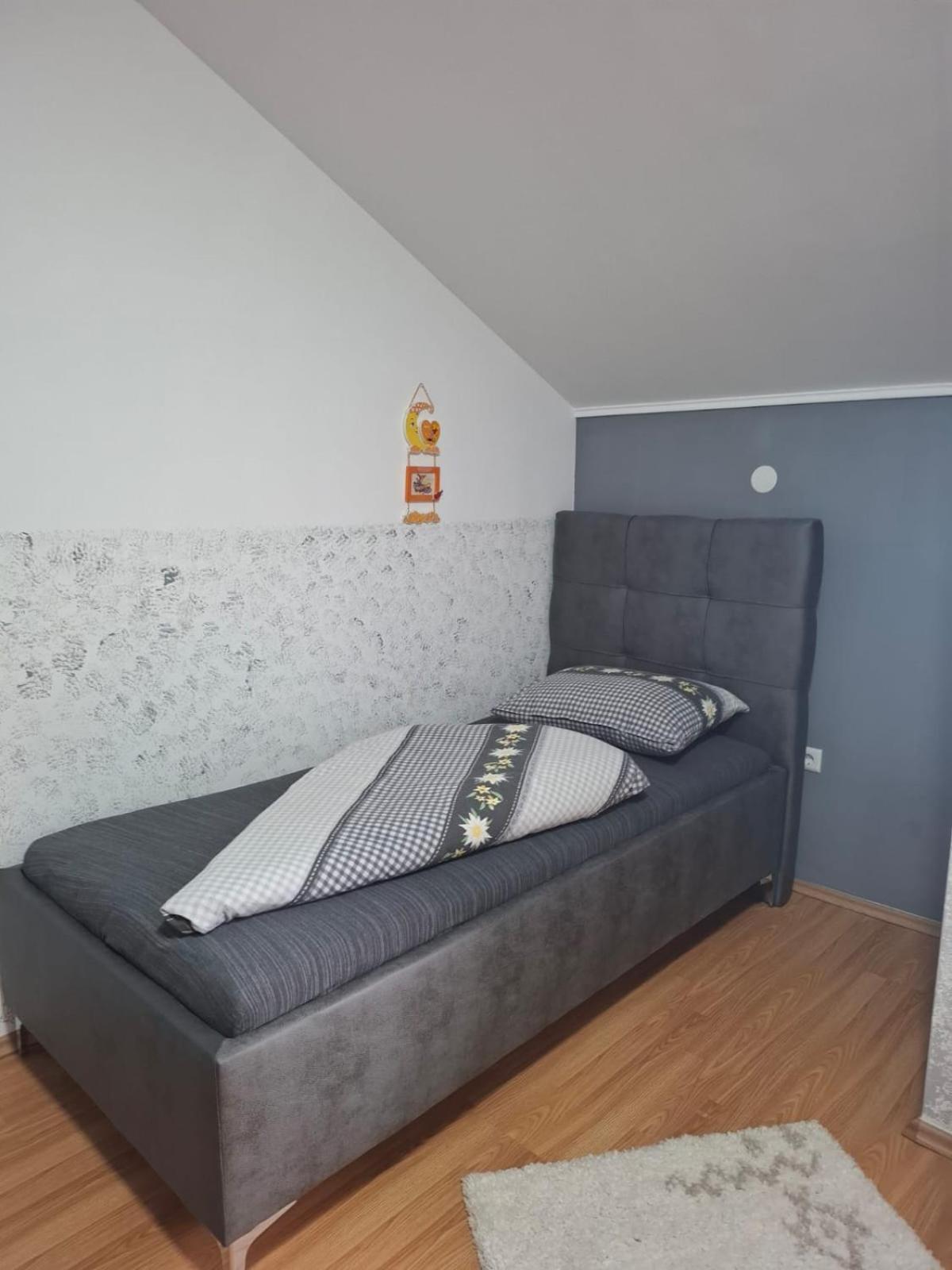 Apartman Sofia Zupanja Εξωτερικό φωτογραφία